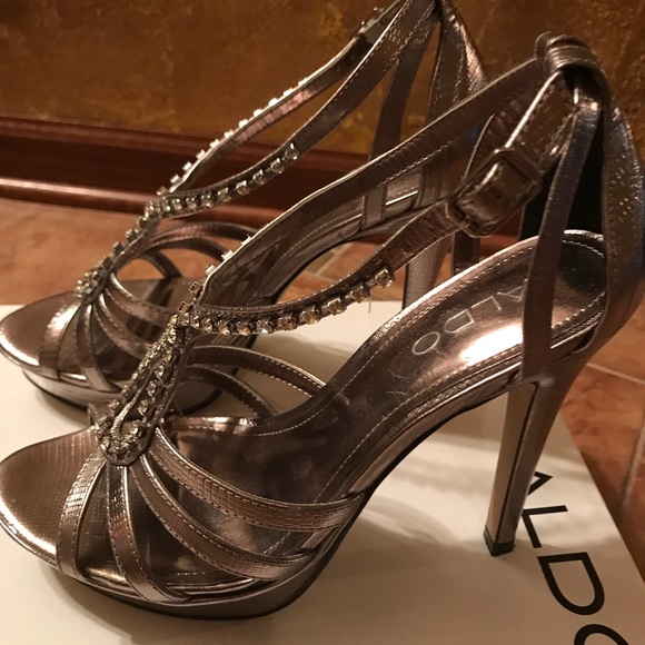 ALDO shoes - Picture 2 of 6